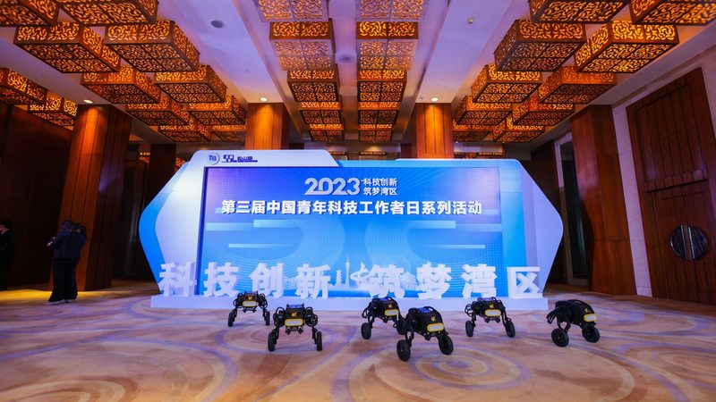 云计算巨头对决：阿里云、腾讯云、华为云性能与架构解析